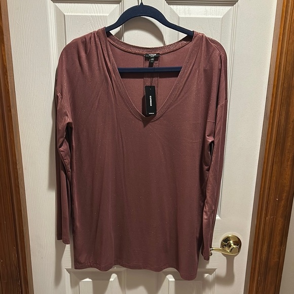 Express Pink Fitted Long Sleeve Blouse - Picture 2 of 8